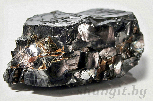 Какви са ползите от уникалния минерал шунгит?